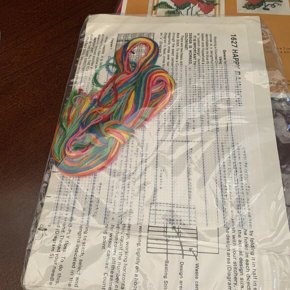 Lot of 3 Creative Circle Cross Stitch Kits - 1627 Happy Rainbow & 1628 Monogram - Picture 5 of 10